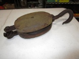 129-108 Wood Pulley