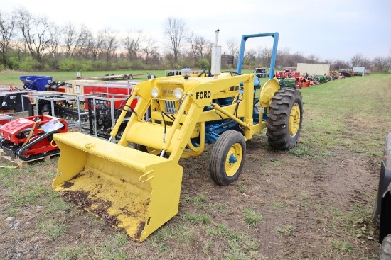 106-34 Completely Restored Ford 3400 w/ Loader - EXCELLENT