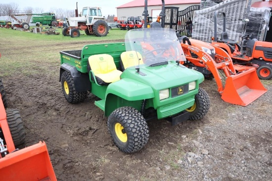 107-1 John Deere Gator - 862 Hrs. Runs Good