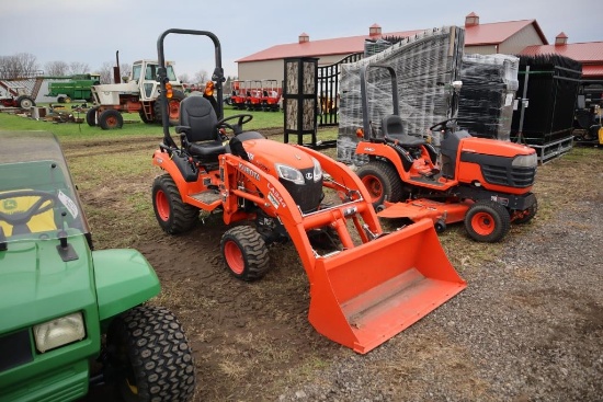 111-22 Kubota BX2380 - 4wd, Loader - ONLY 226 HOURS