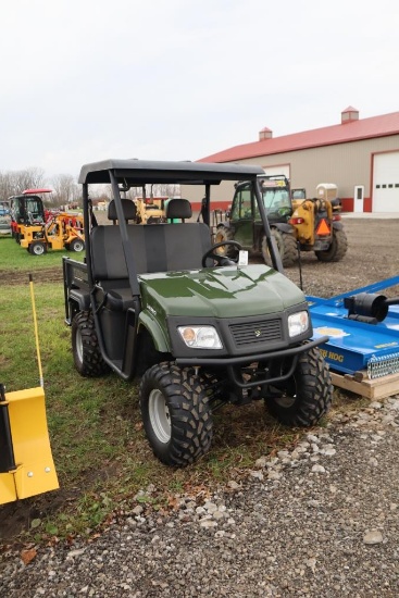 176-1 Landmaster LM650 Side x Side - Runs Good, Bed w/ Seat - Nice Machine