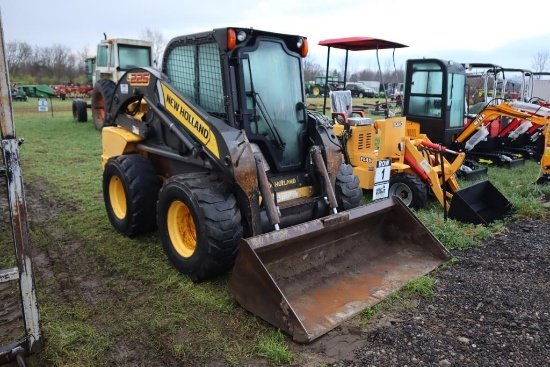 177-20 New Holland L225 Skid Steer - Full Cab, Aux. Hyd. 3329 hrs. Runs Good
