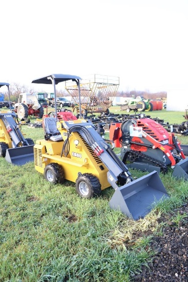 130-51 NEW EGN EG80 Mini Wheeled Skid Steer
