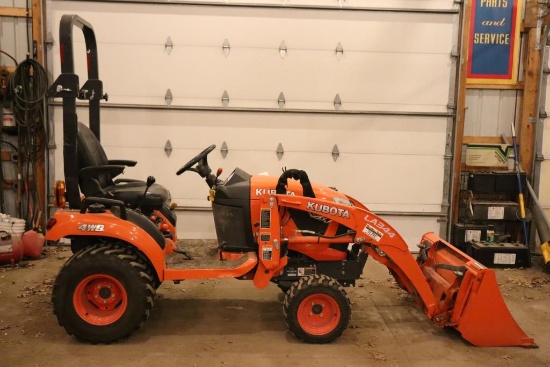 111-20 Kubota BX2380 w/ Loader, 4x4, ONLY 127 hrs.