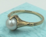 10K GOLD CULTURED PEARL RING