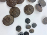 LOT OF VINTAGE WW1 MILITARY BUTTONS