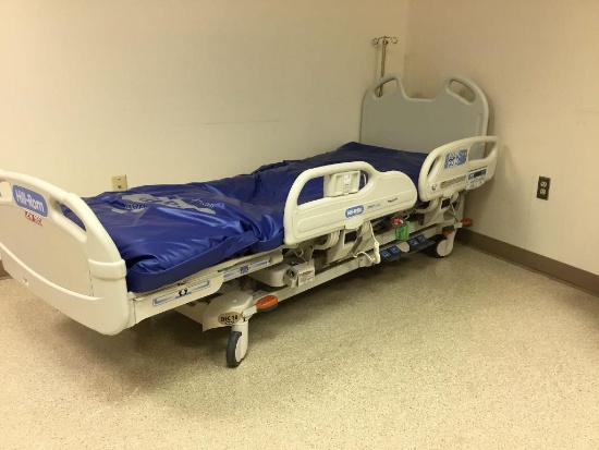 Hill-Rom Versacare P3200 Hospital Bed