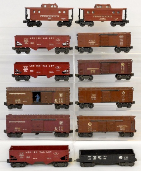Group of Lionel postwar O gauge PRR and Lehigh Valley rolling stock