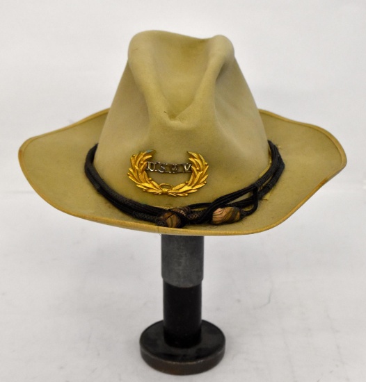 U.S. Spanish American War Veterans Cavalry slouch hat with badge and tassels