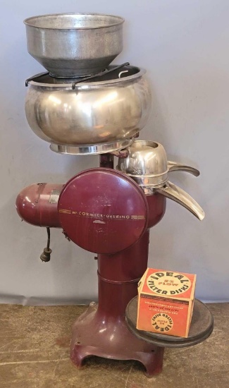 Vintage International Harvester McCormick Deering cream separator