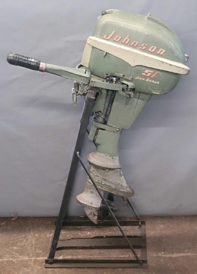 Vintage Johnson Seahorse 5 1/2 hp outboard motor