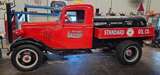 1935 Chevrolet gas truck