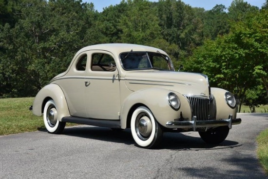 1939 Ford Coupe Deluxe