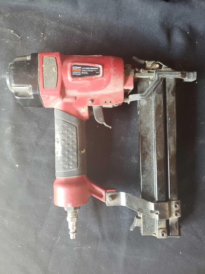 TOOL SHOP brad nailer gun 9/16" Crown Stapler