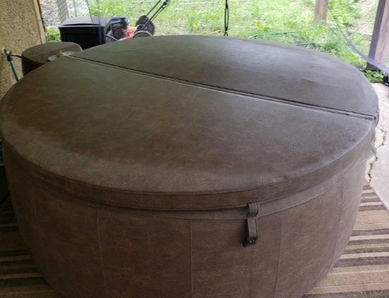 Hot tub
