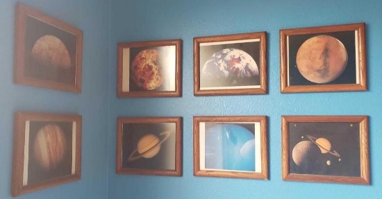 Planet wooden frame pictures