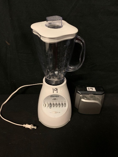 Oysterizer blender & Williams Sonoma knife sharpener