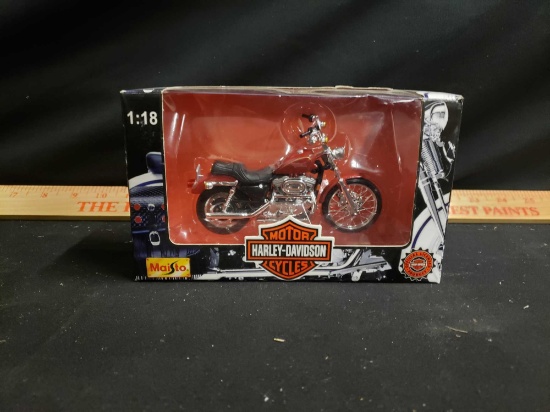 MAISTO Motor Harley-Davidson Cycles 1:18 scale Item #31360