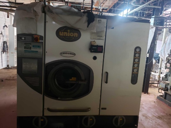 Commercial Laundromat Equipment