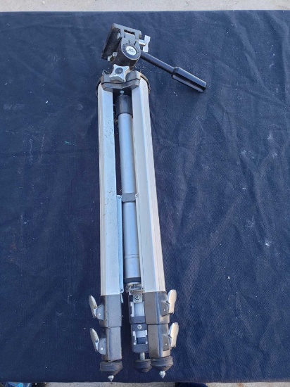 KENLOCK TriPod stand