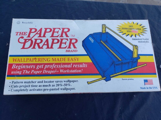 The Paper Draper Wall Papering