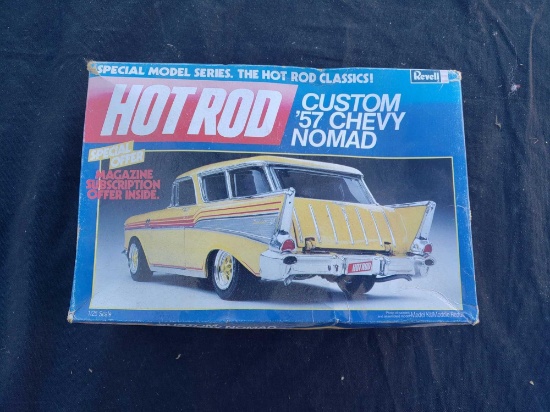 REVELL HOT ROD Custom '57 Chevy Nomad