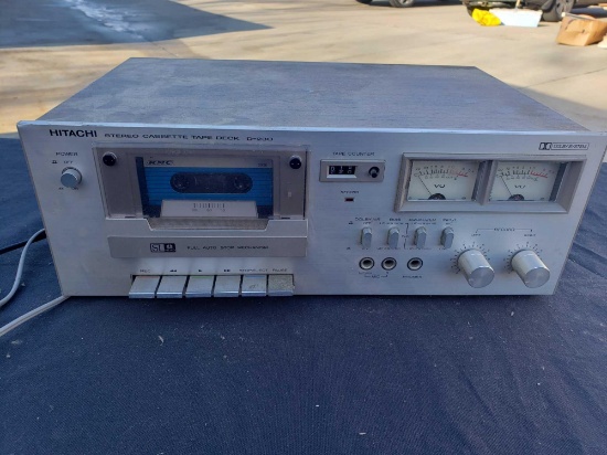HITACHI STEREO CASSETTE PLAYER