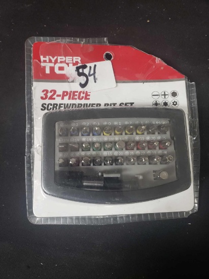 HYPER TOUGH 32 piece screwdriver set