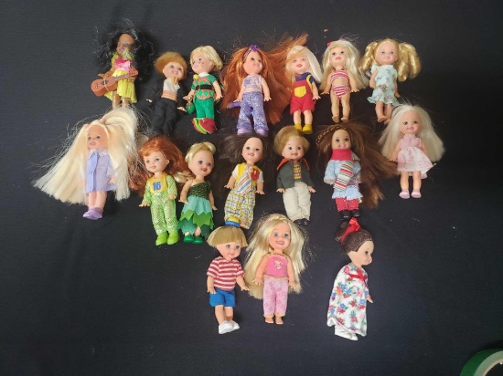 Assortment of miniature Dolls 4" tall