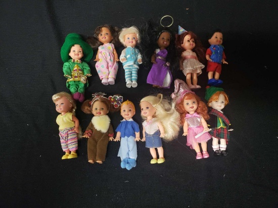 Assortment of miniature Dolls 4" tall