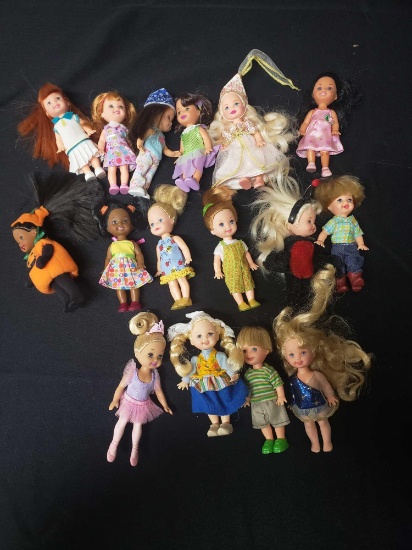Assortment of miniature Dolls 4" tall