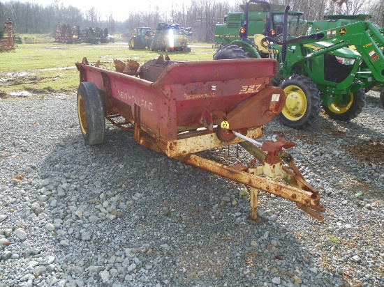 NH 327 Manure Spreader