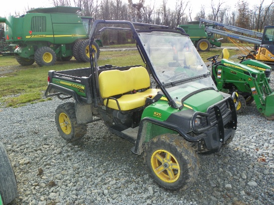 2016 John Deere 825i Gator