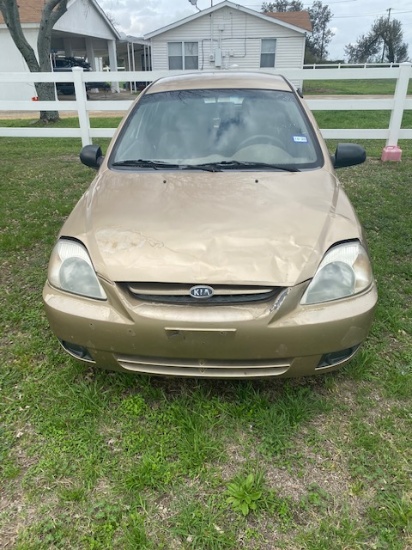 2003 Kia 4 door