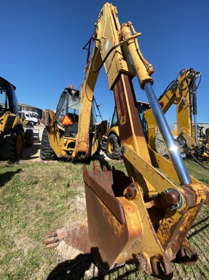 2000 CAT 446B Backhoe with loader