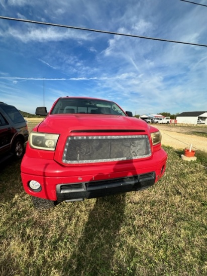 2012 Red Toyota V-8 Tundra Truck