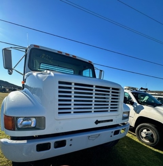 1996 International 4800