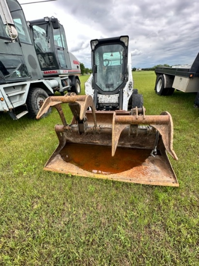 Bobcat Skid Steer
