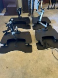 4 Vera monitor stands