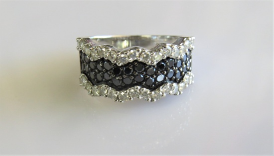 14KT White Gold Black and White Rhodium Diamond Ring