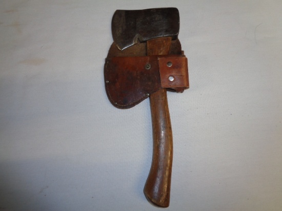 PLUMB Hatchet W/Case