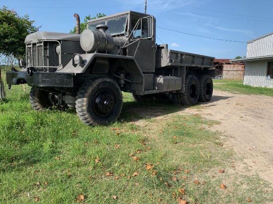 1970 Kaiser 5 Ton 6X6 Military Truck
