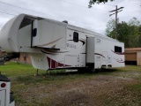 2011 XL Winslow 34FT Camper ONE OWNER!