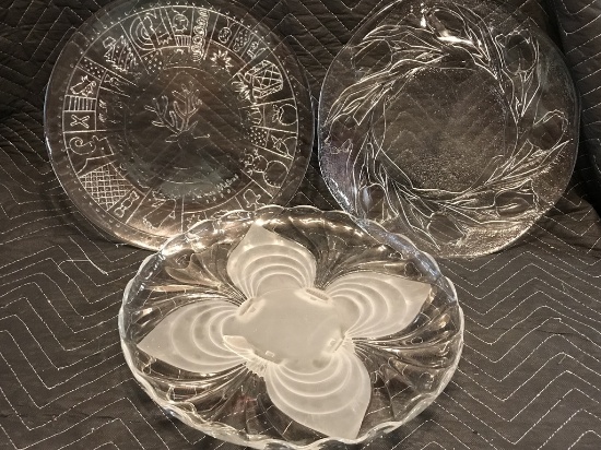Assortment of 3 Glass Trays