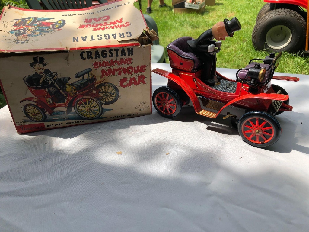 Antiques, Schwinn, & Collectibles Auction