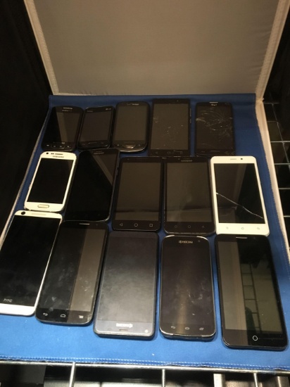 20 Mixed Bulk Purchased Cell Phones