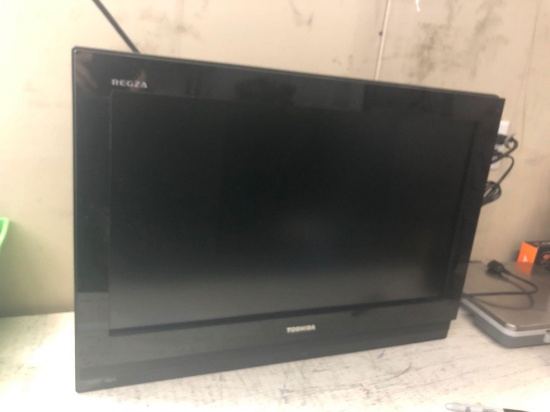 Toshiba Flat Screen 26 Inch TV