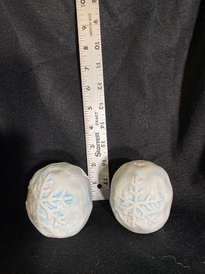 Pair Of Snowball Shakers