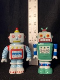 Retro Robot Shaker Set