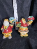 Santa Holding World/World Peace Shaker Set
